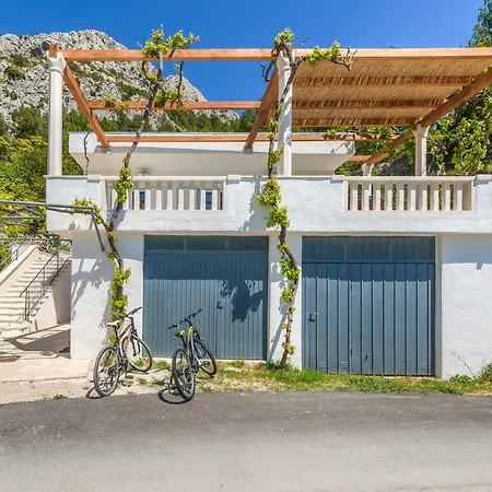 Casa de Férias Adria House